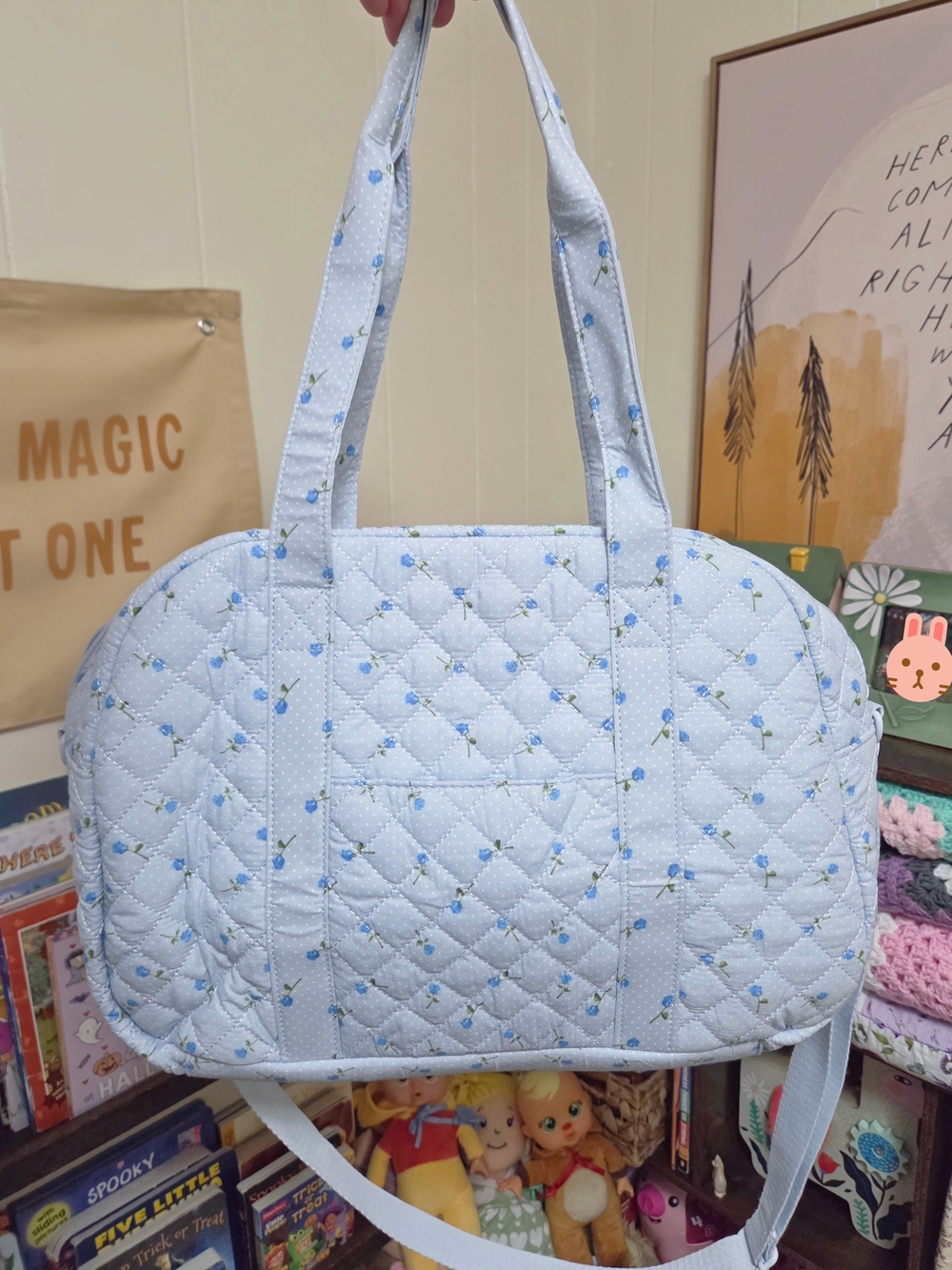Art Class Light Blue Quilted Floral Travel Tote